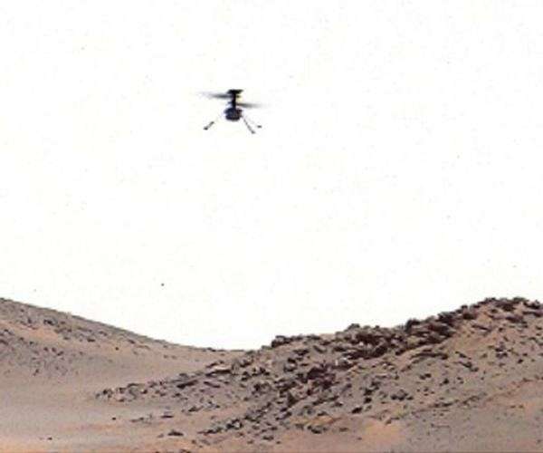 perseverance-mastcam-z-ingenuity-mars-helicopter-flying-hovering-above-hg-2
