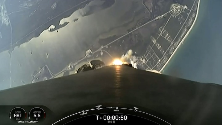 spacex-dragon-crs30-launch-ahe
