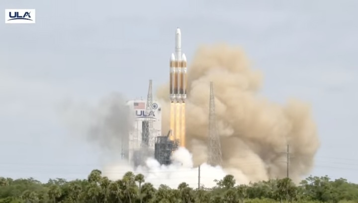 ula-delta-heavy-nrol-70-launch-bk